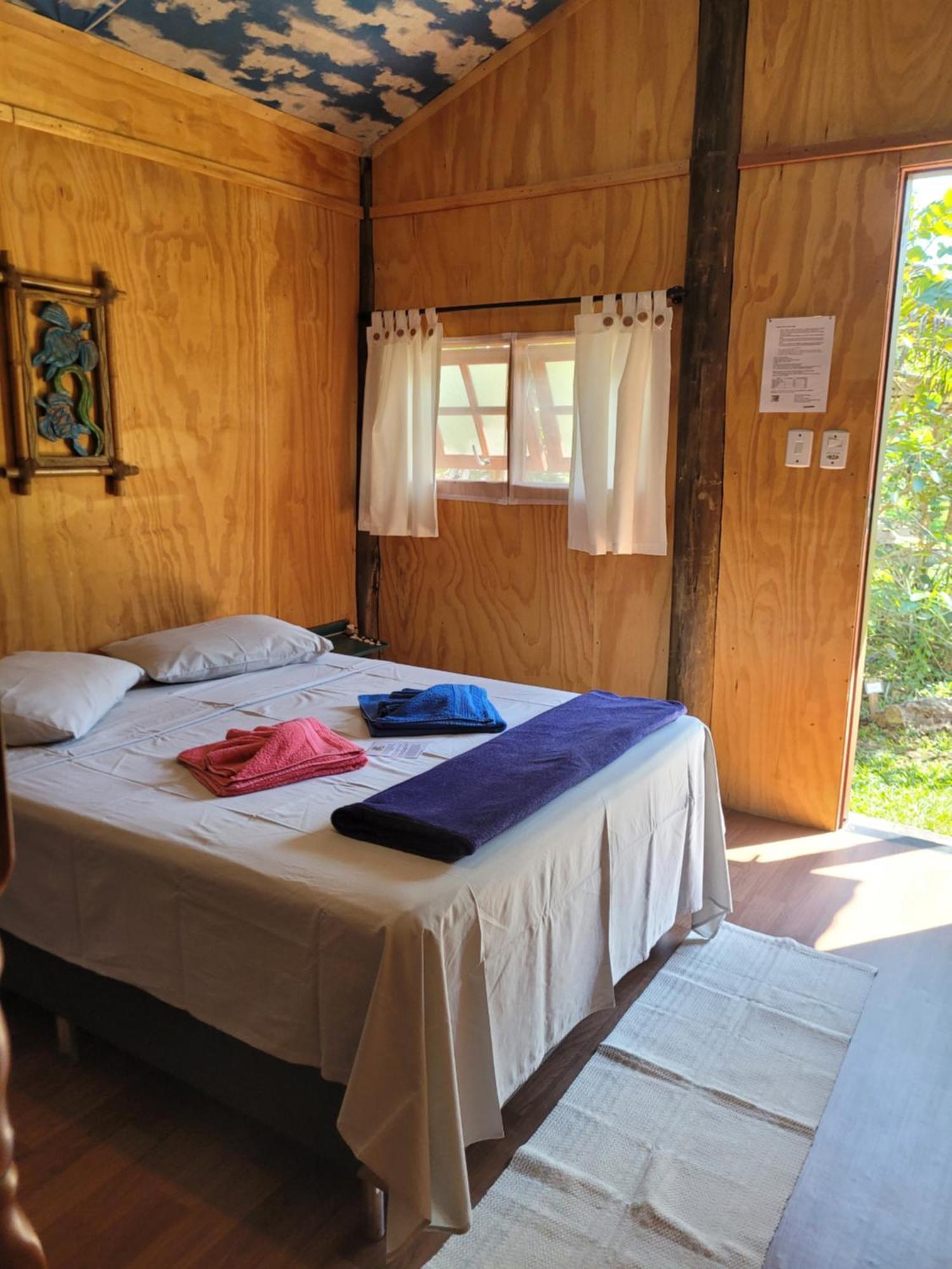 Piratas Cabanas Camping Bar Parati-Mirim Luaran gambar